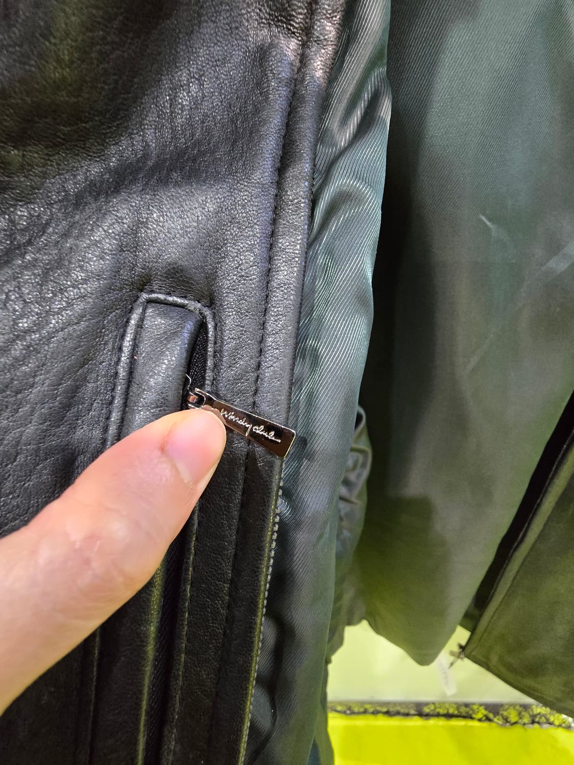 윈디클럽 블랙 가죽 자켓 100 상품이미지8