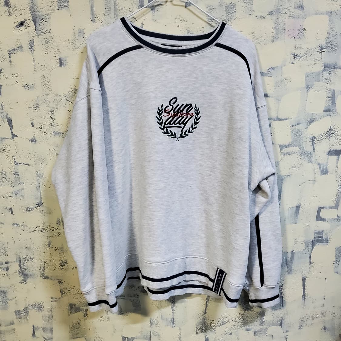 로맨틱크라운 기모 맨투맨  상품이미지1