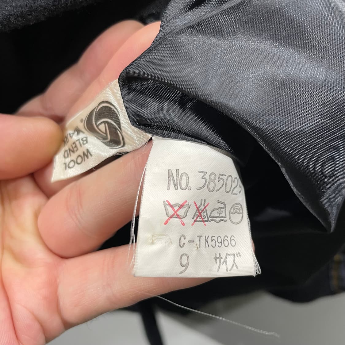 CINQ 일본 후드 코트 블랙 금장버튼 상품이미지5