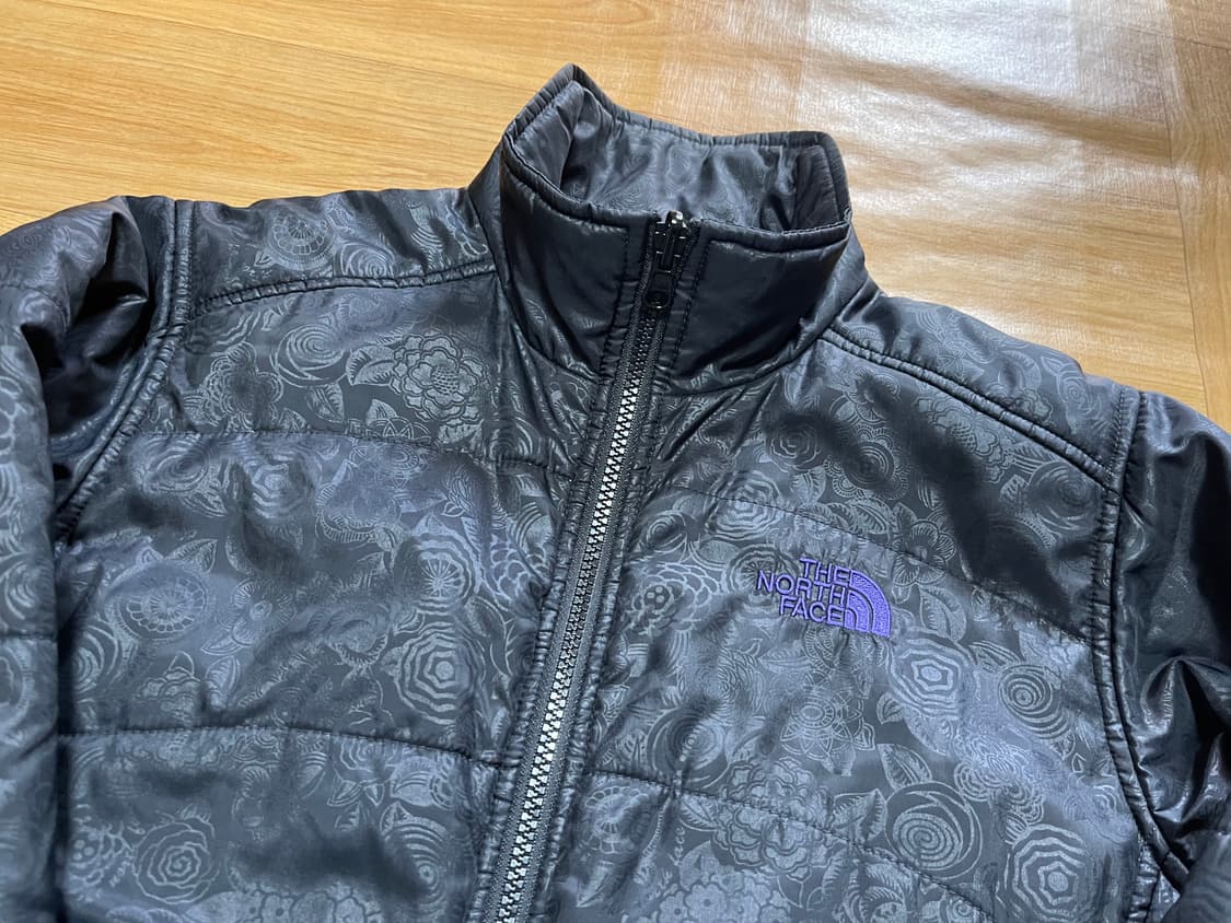 노스페이스 정품 여성용 내피용 패딩자켓 페이즐리패턴 85 상품이미지2