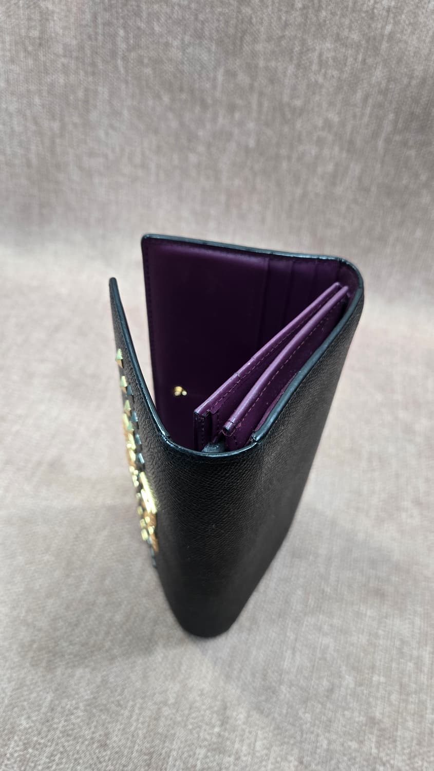 닥스 미사용  블랙 스터드 DD 로고 소가죽 여성 장지갑 상품이미지8