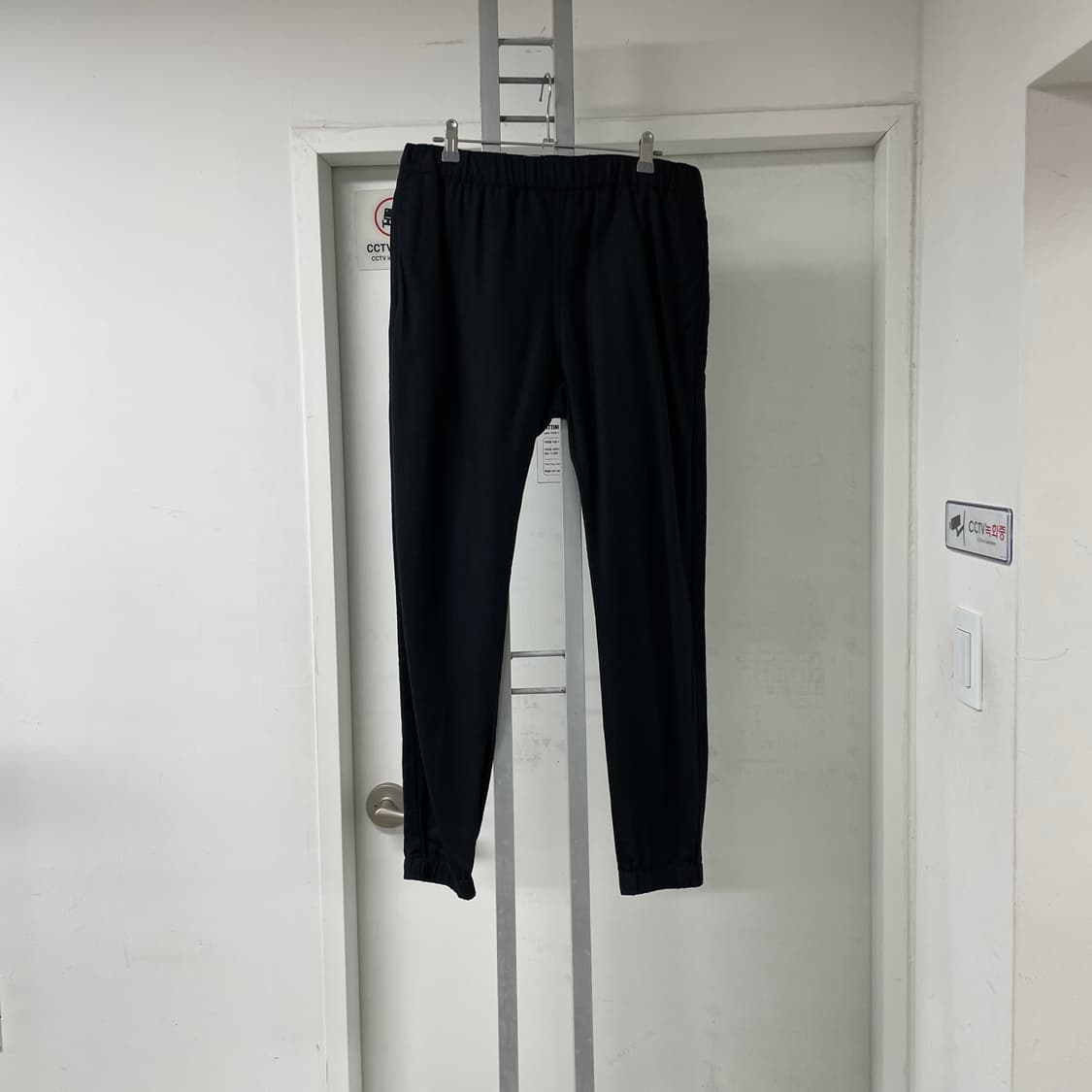 COS 코스 조거 팬츠 블랙 48 상품이미지1