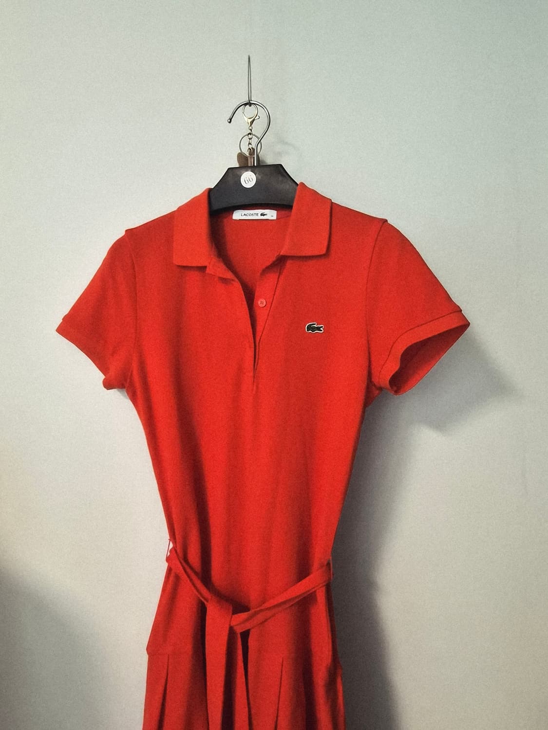[LACOSTE] 라코스테 여성 슬림핏 피케 반팔 원피스 (레드/34사이 상품이미지3