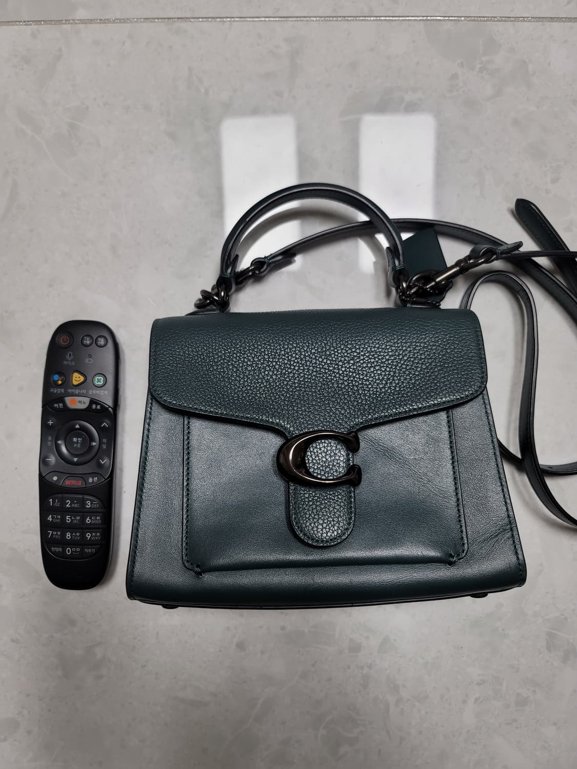 코치 진한녹색 신형 테비탑 핸들 상태극상 
 상품이미지1