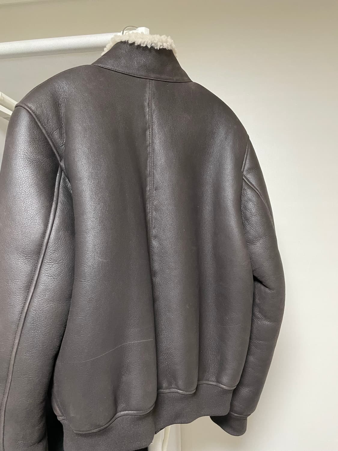 Cos 시어링 보머 재킷 무스탕 다크 브라운 S 상품이미지3