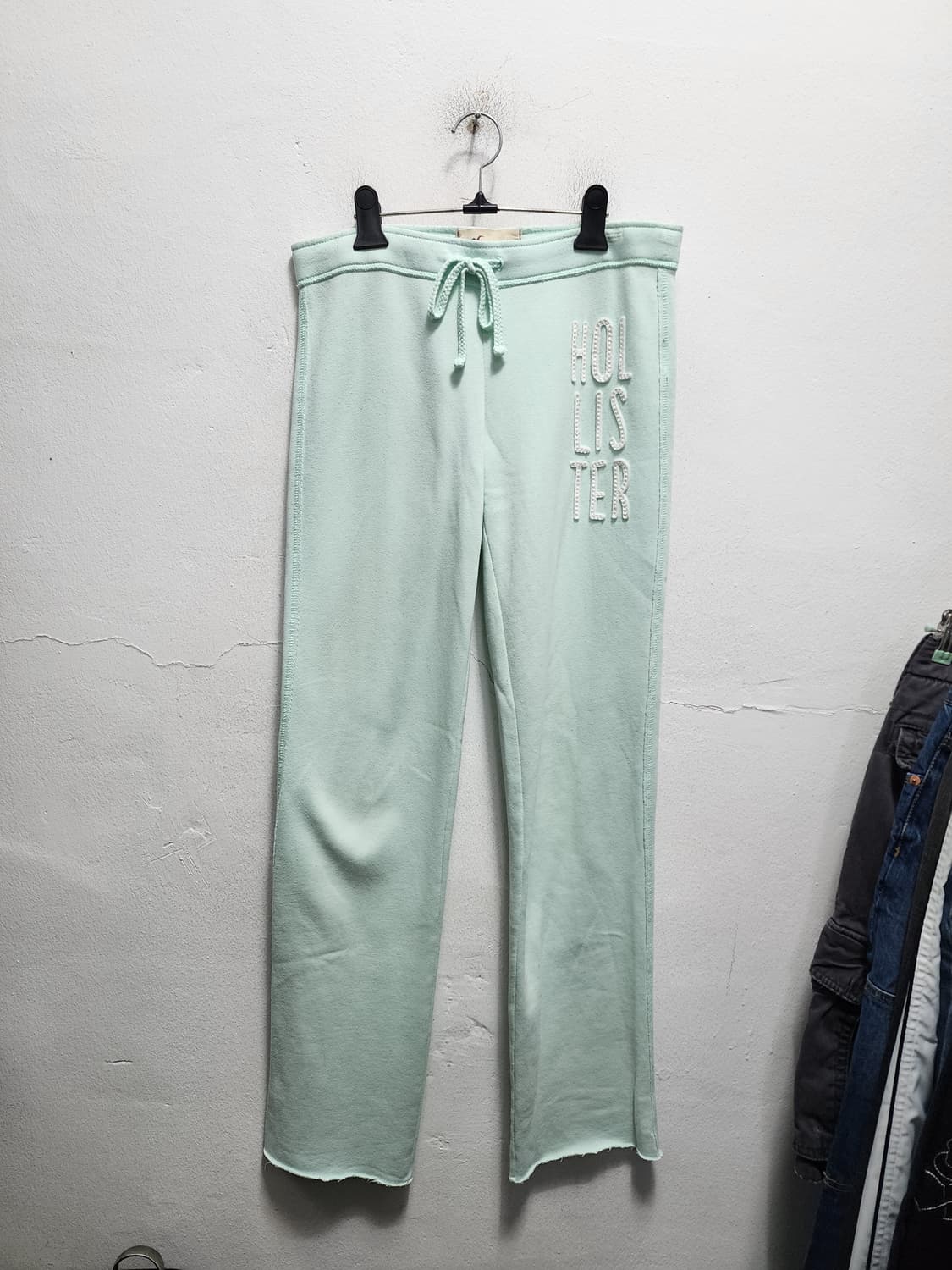 홀리스터 민트 트레이닝 스웻팬츠  상품이미지1