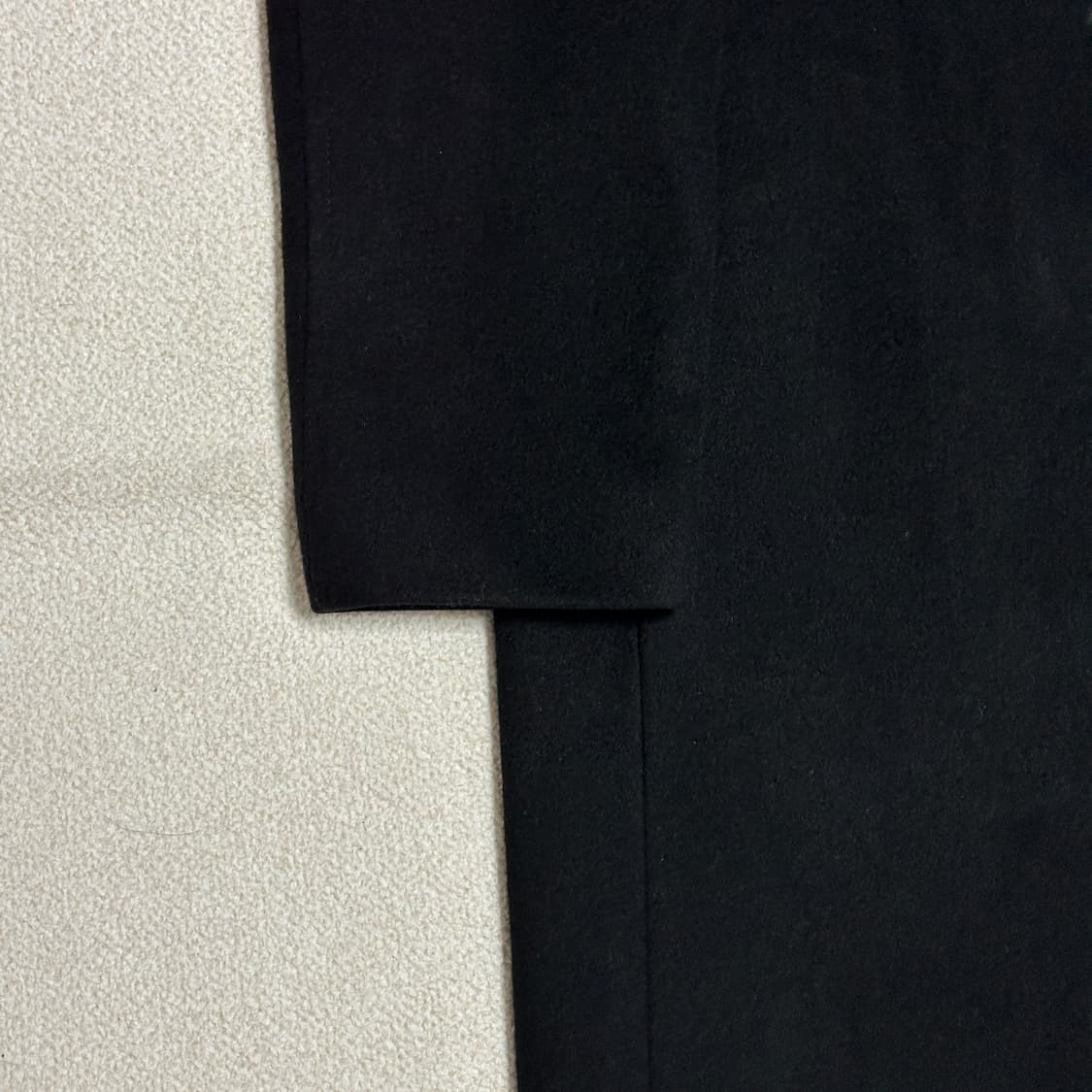 비바스튜디오 캐시미어 체스터필드 코트 상품이미지4