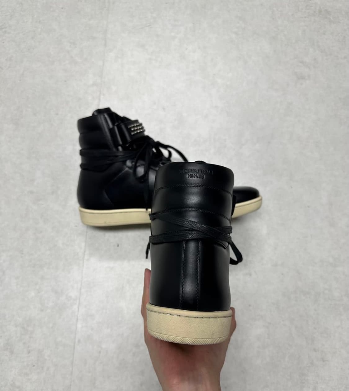 생로랑 에디 슬리먼 14Fw 스터드 하이탑 (쿨거 50) 상품이미지4