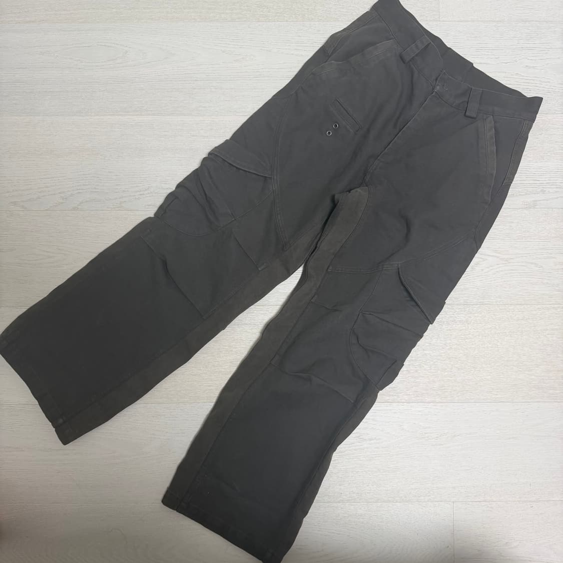 이그노타 코어14 팬츠 SHELL CARGO PANTS 새상품 판매합니다 상품이미지4