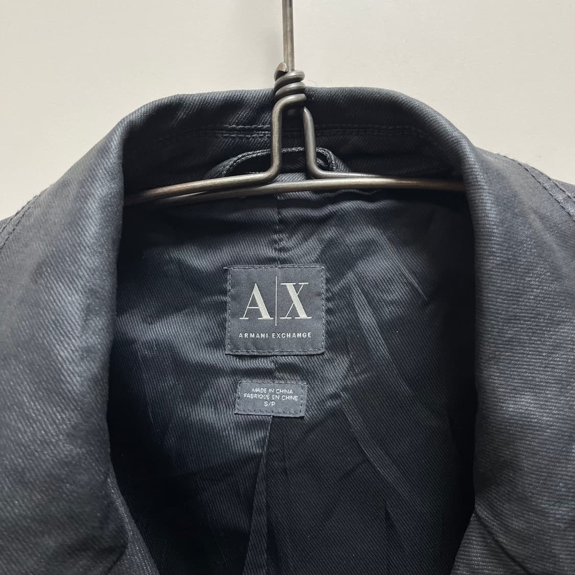 알마니익스체인지 사선 하이넥 코팅자켓 상품이미지5