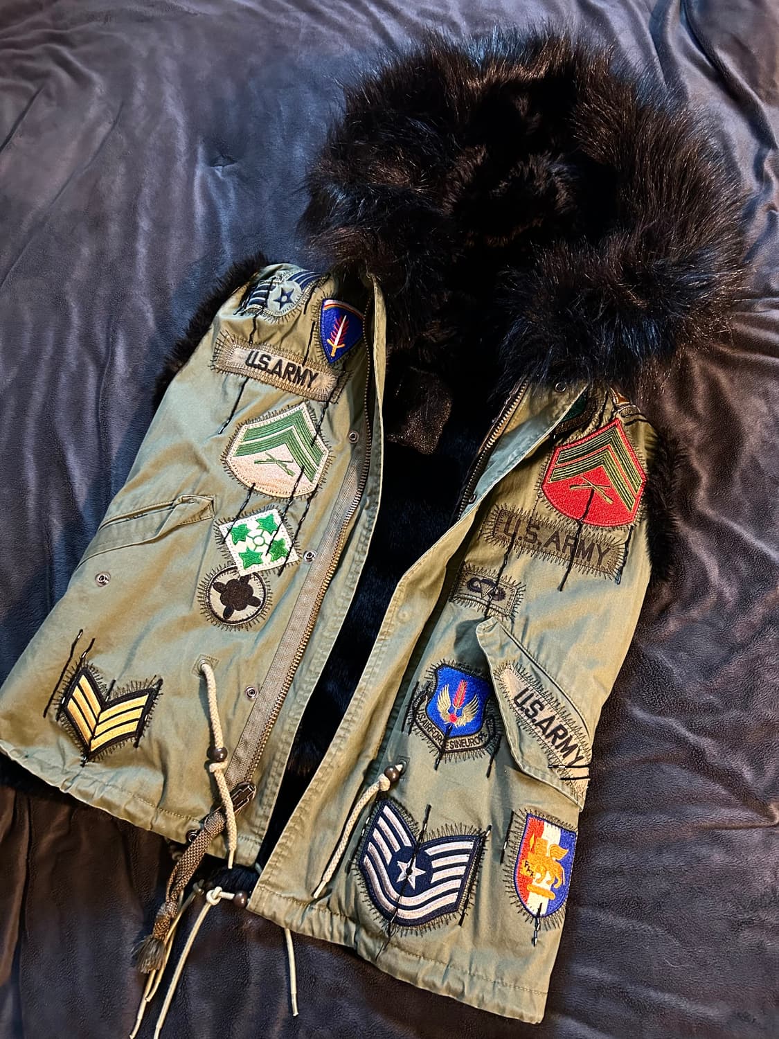 Military Patch Fur Vest 상품이미지5