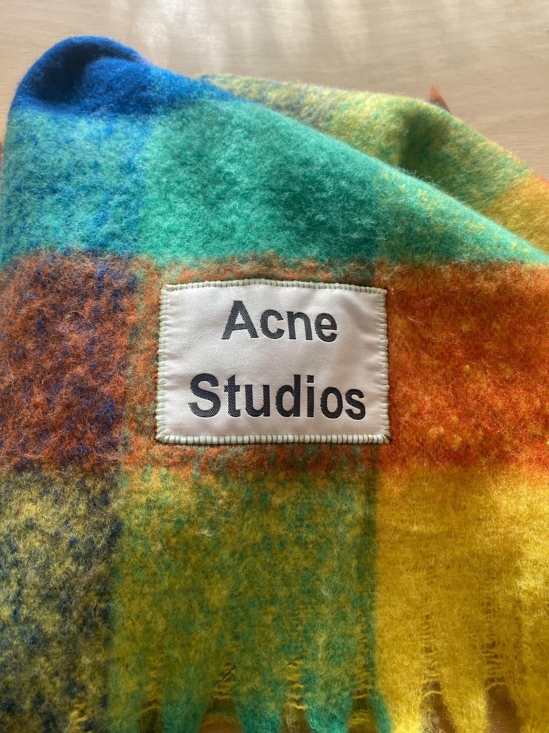 아크네 스튜디오 모헤어 머플러 상품이미지3