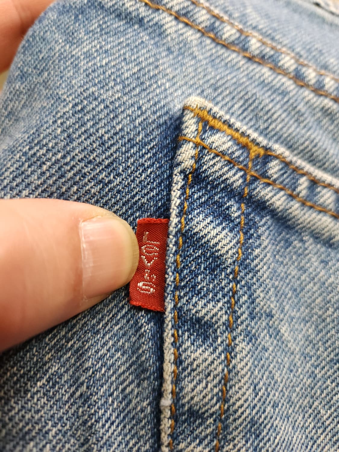 리바이스 90s 616 테이퍼드핏 데님팬츠 빅사이즈

 상품이미지8