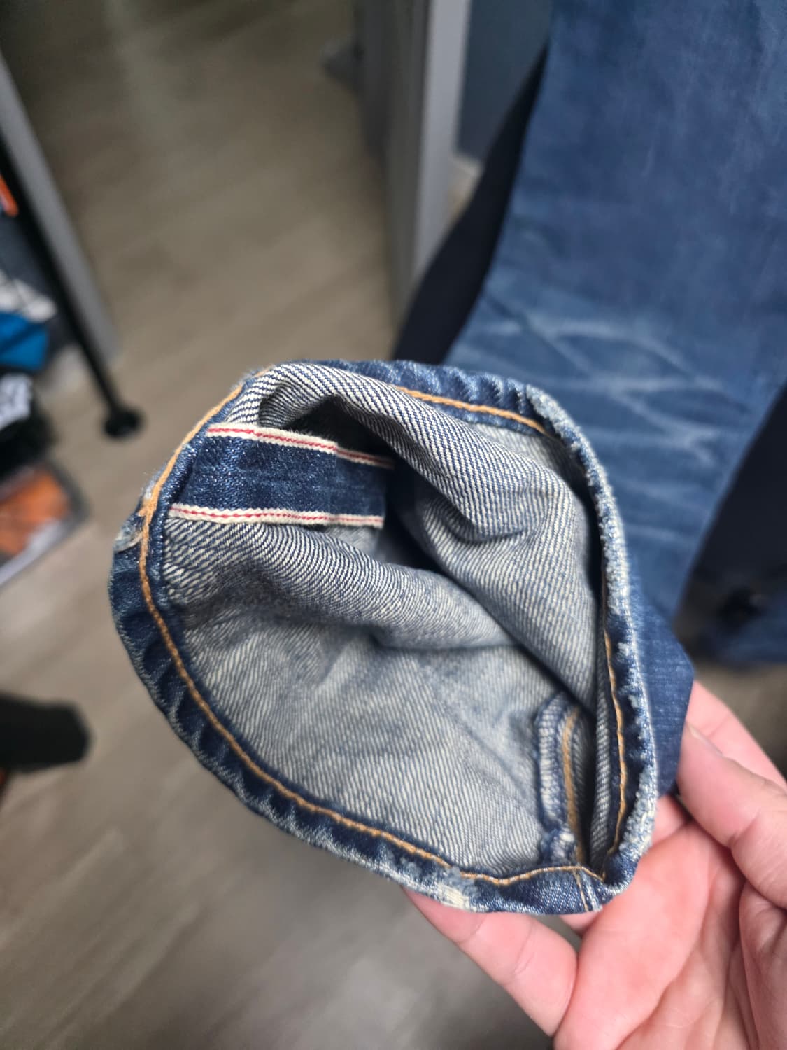 쿠로 데님 32사이즈 판매합니다 상품이미지3