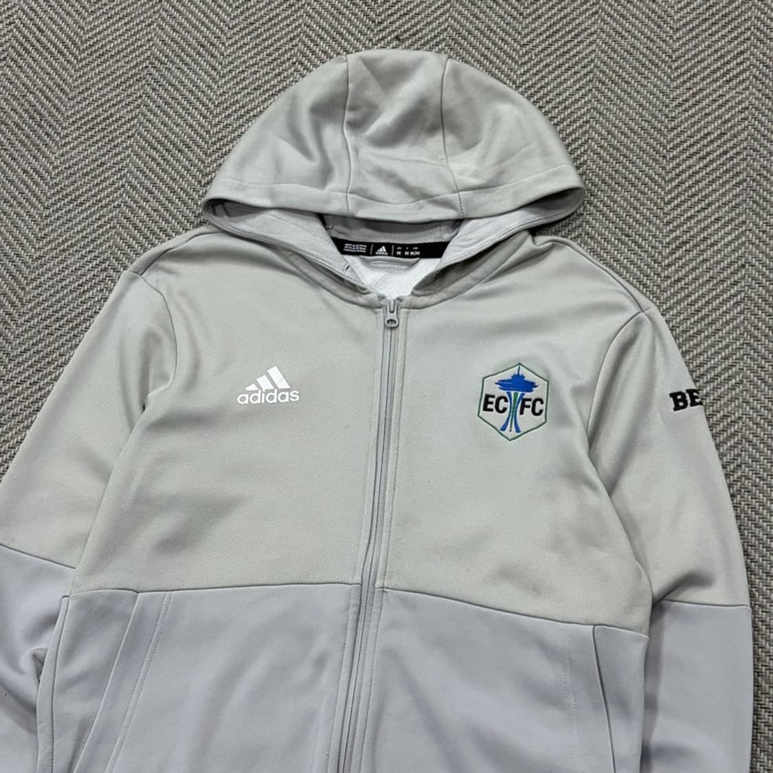 아디다스 ecfc 후드 져지 v2145 상품이미지3