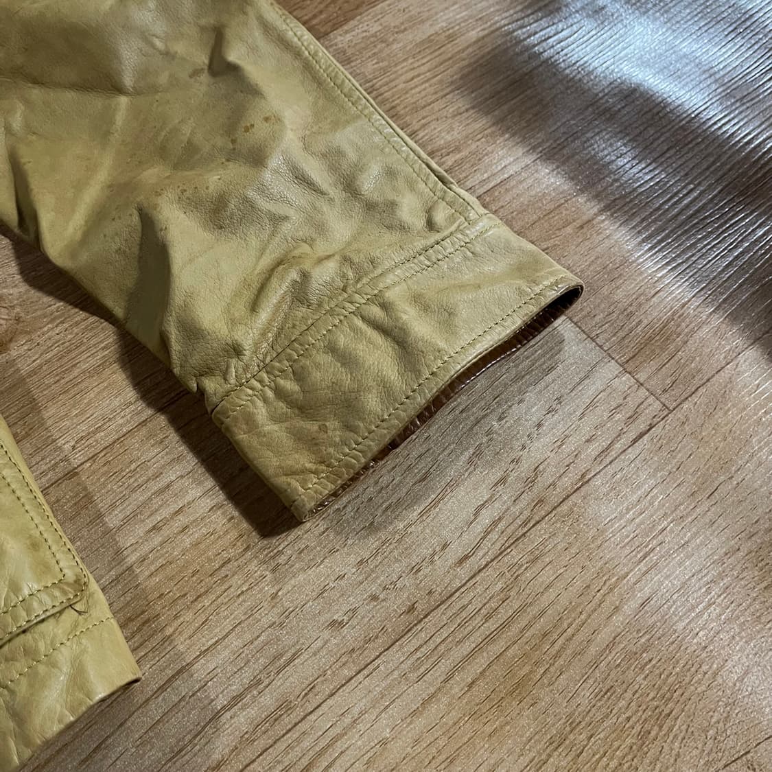 [105] 구찌 밀리터리 가죽자켓 상품이미지6