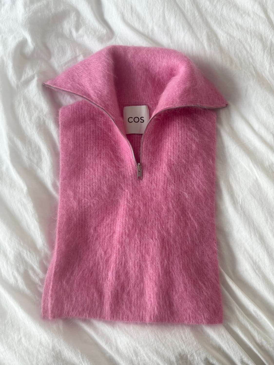 COS 오픈사이드 하프집 모헤어 베스트 상품이미지1