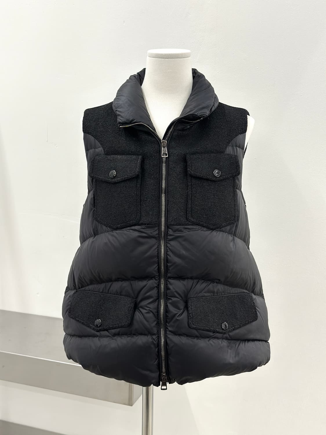 몽클레어 모미지 구스다운 베스트 상품이미지1