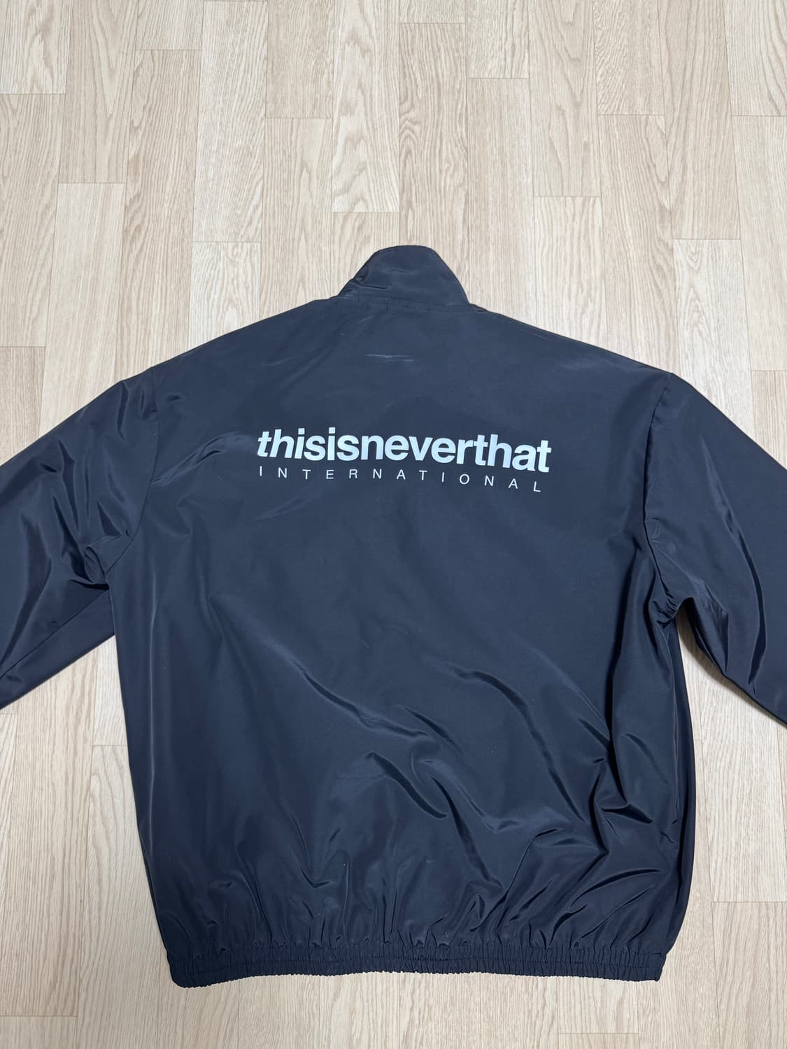 디스이즈네버댓 INTL. Team Jacket Black 상품이미지4