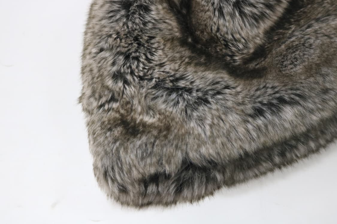 카시라 X 앤디워홀 콜라보 오버핏 퍼 비니 상품이미지3