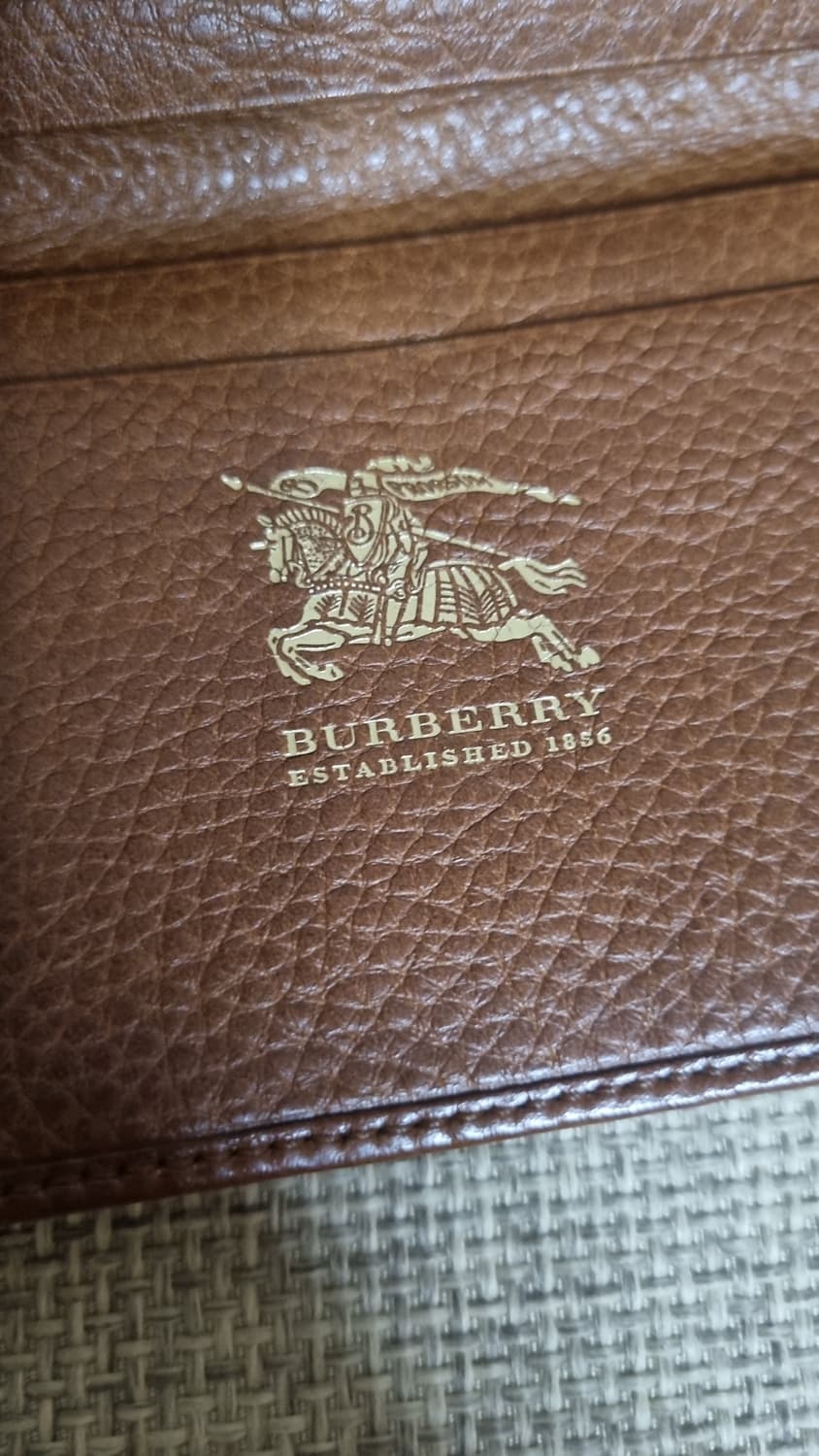 버버리 체크 지갑 상품이미지6