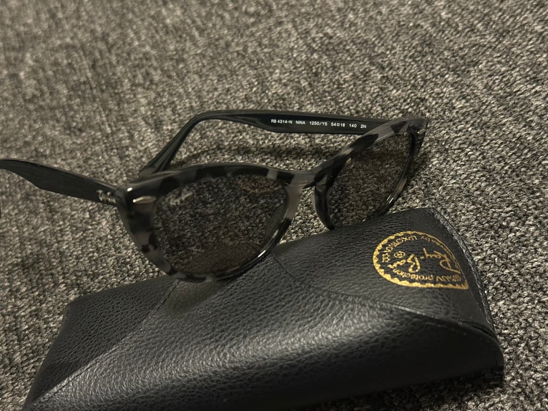 레이벤 니나 선글라스 그레이 호피 상품이미지3