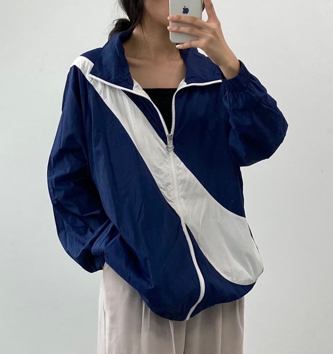 나이키 빅로고 바람막이 상품이미지1