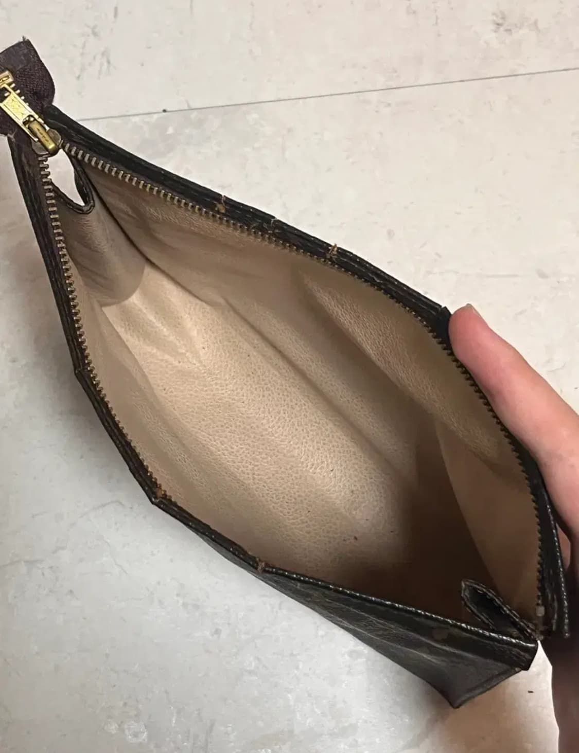 정품 루이비통 클러치백 fakemink 애용품 상품이미지3