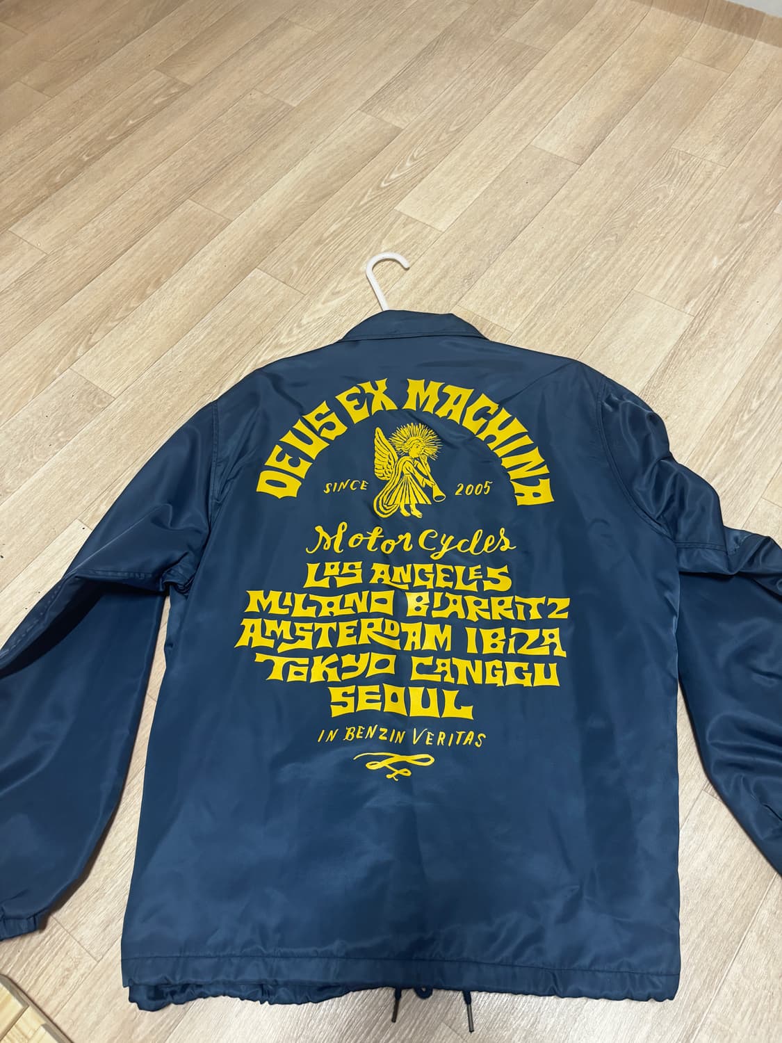 데우스 코치자켓 빅로고 L 상품이미지1