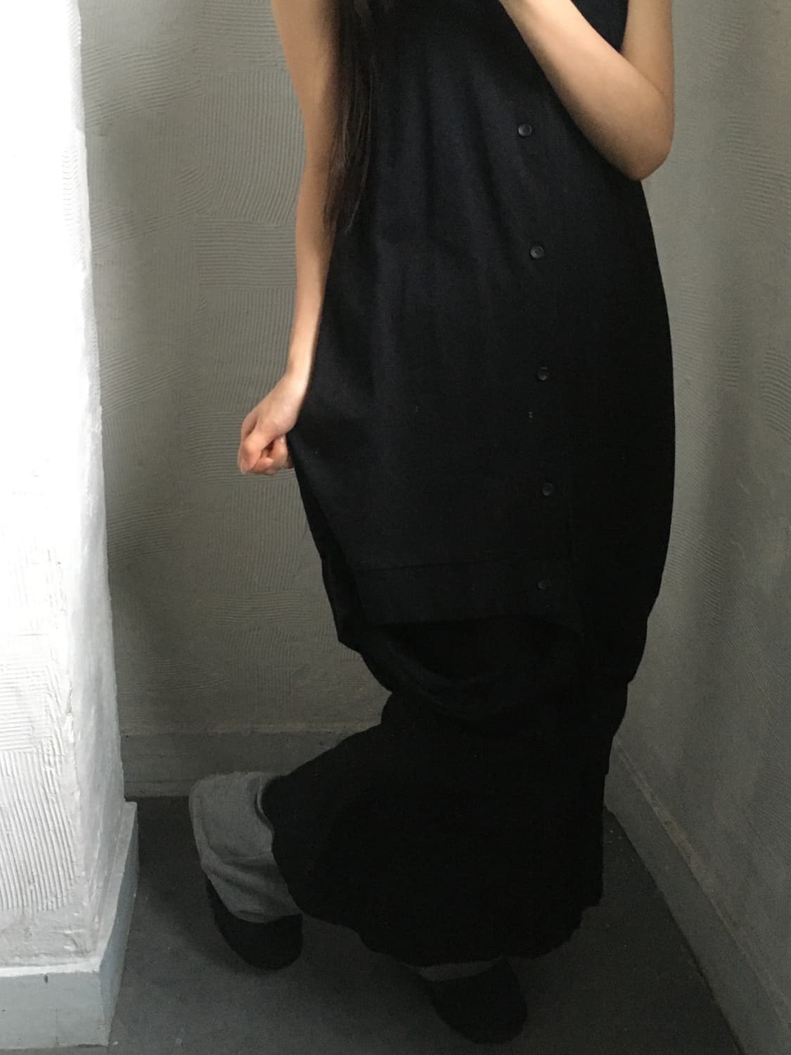 LIMI feu 리미푸 블랙 슬리브리스 원피스  상품이미지2