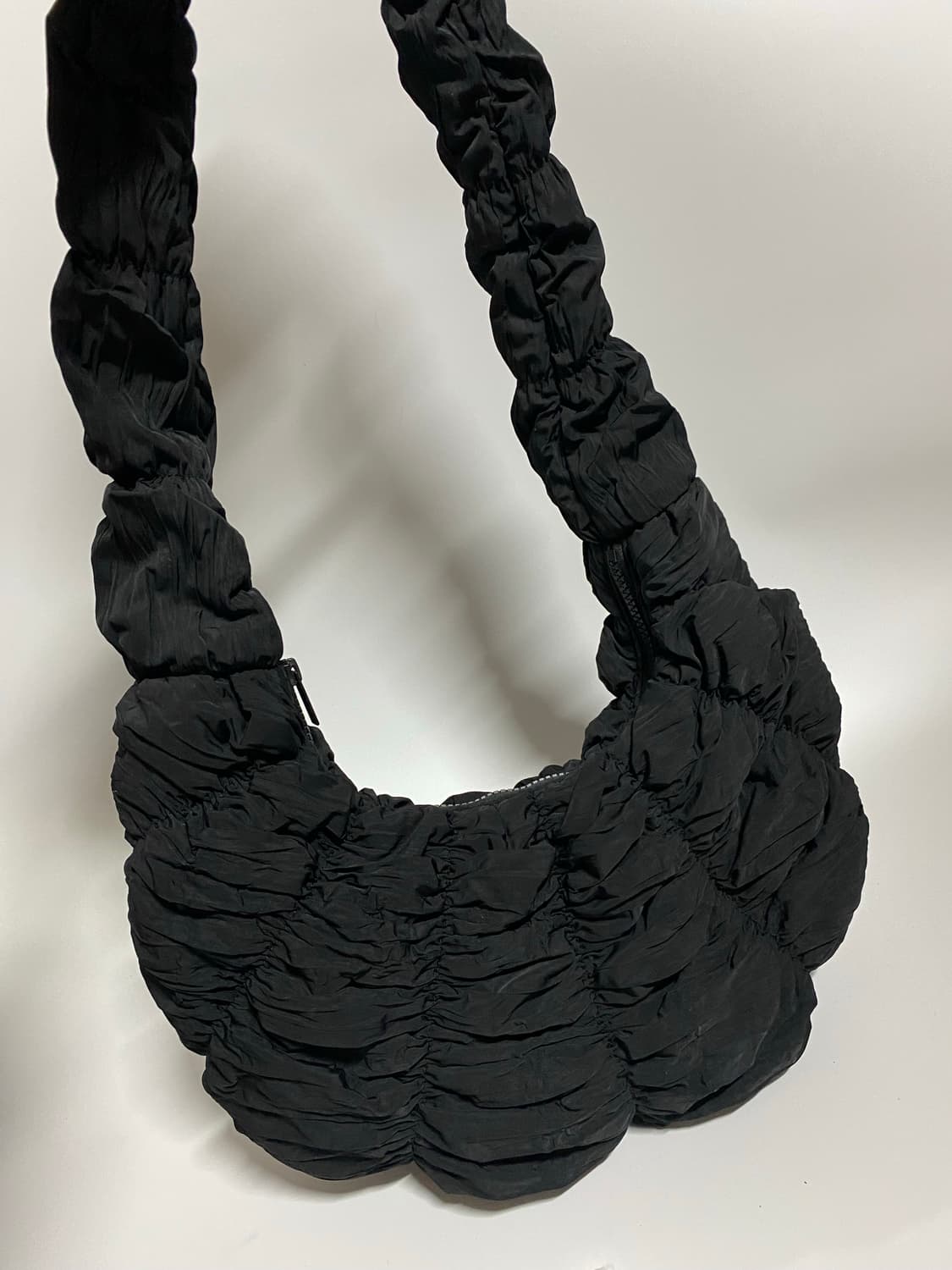 코스 리플 나일론 크로스바디백 블랙 상품이미지2