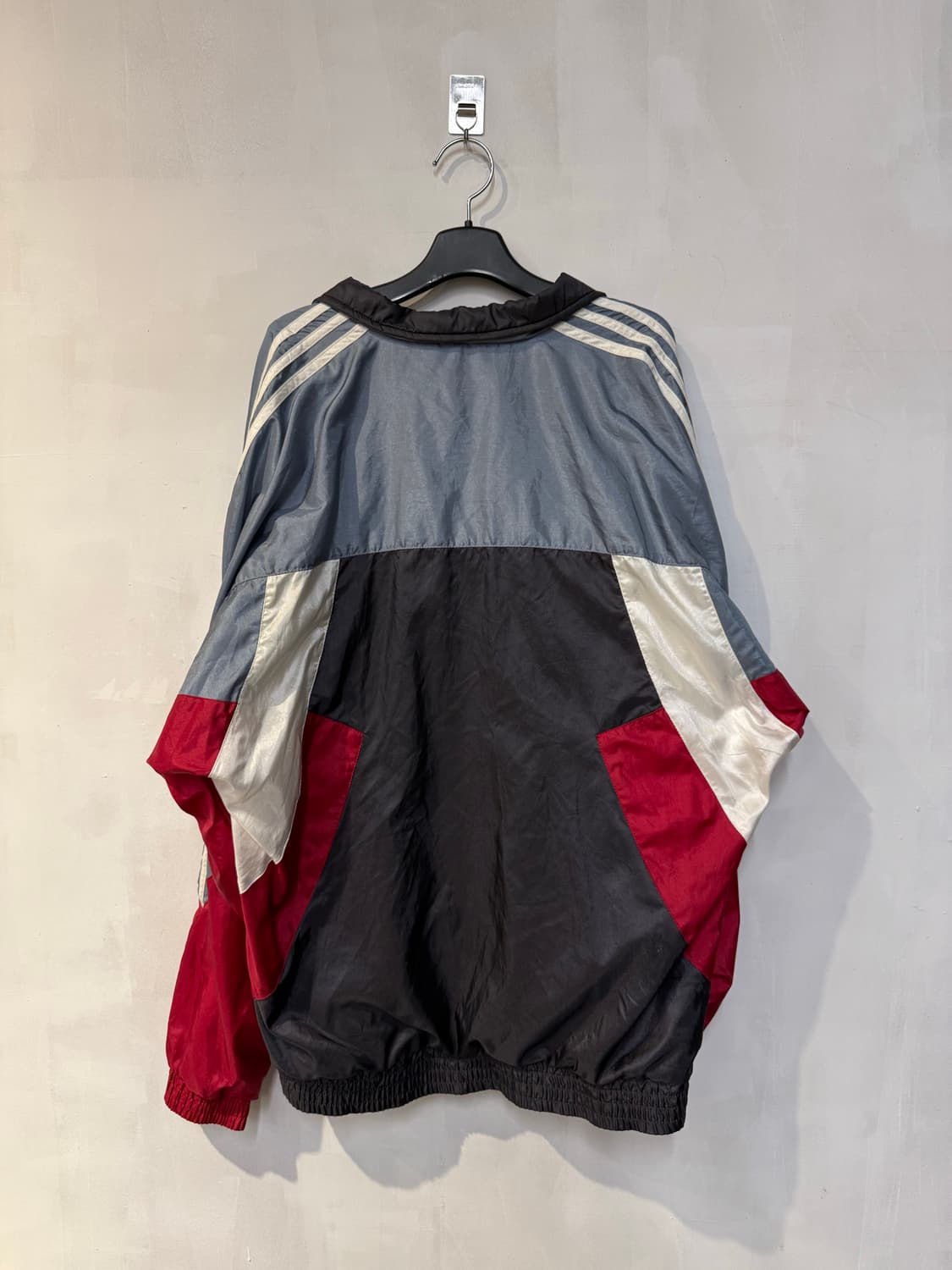 아디다스 올드스쿨 바람막이 상품이미지4