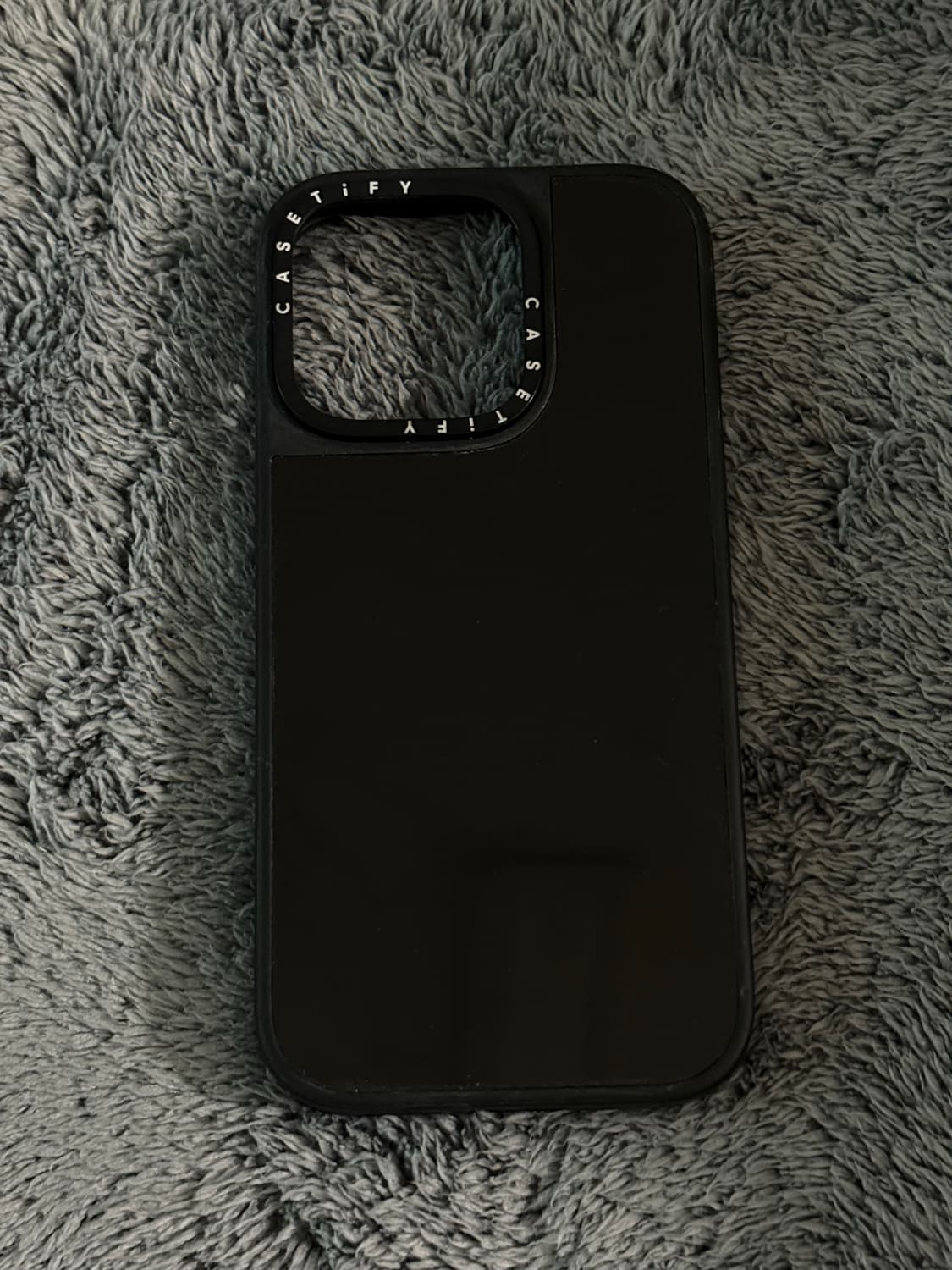 케이스티파이 16pro 블랙미러케이스 상품이미지1