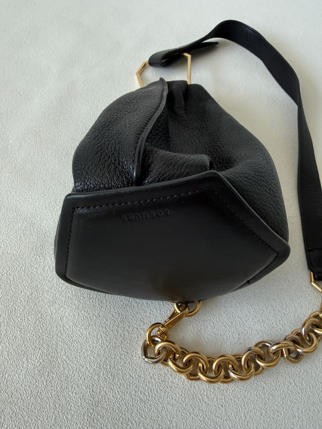 루에브르(LOEUVRE) 레더 숄더백 상품이미지5