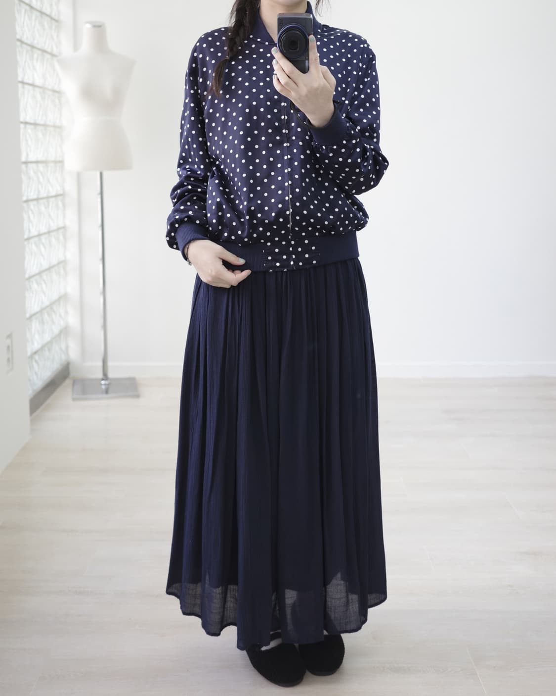 Cinema club navy long skirt 상품이미지3