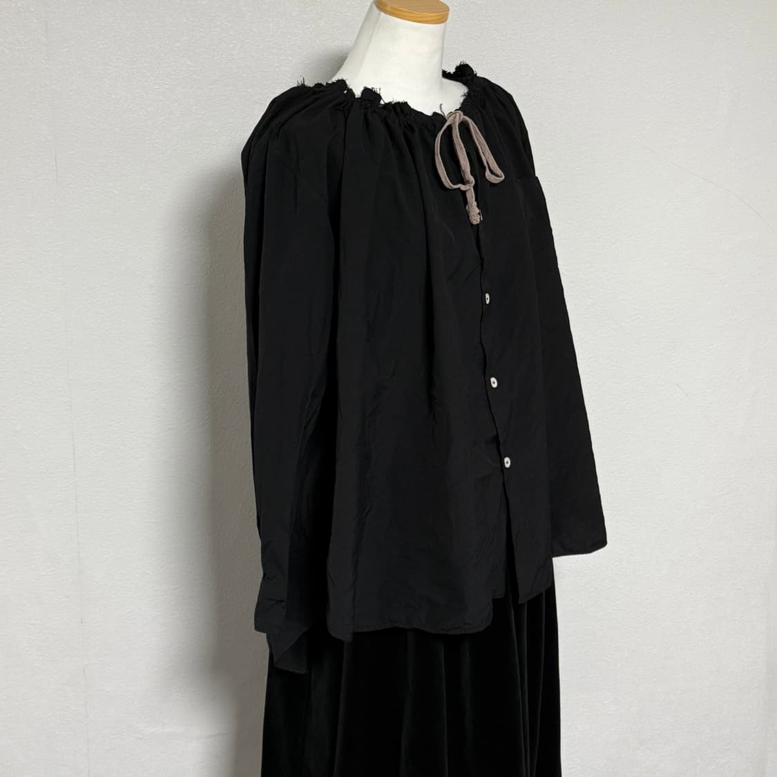 23ss 꼼데가르송 꼼데가르송 드로스트링 블라우스m 상품이미지2