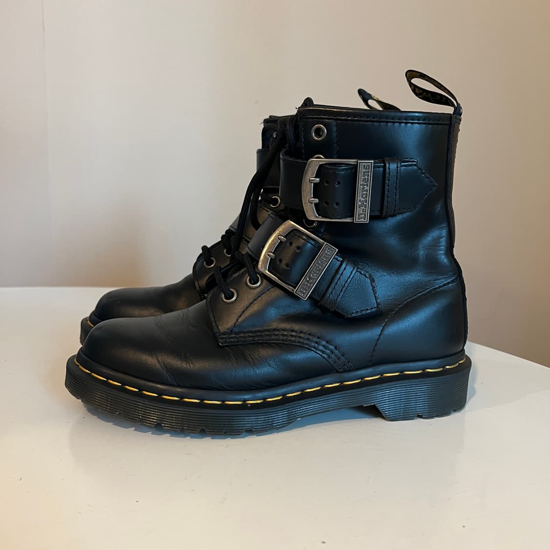 닥터마틴 1460 8홀 클래식 풀업 버클 부츠 상품이미지2
