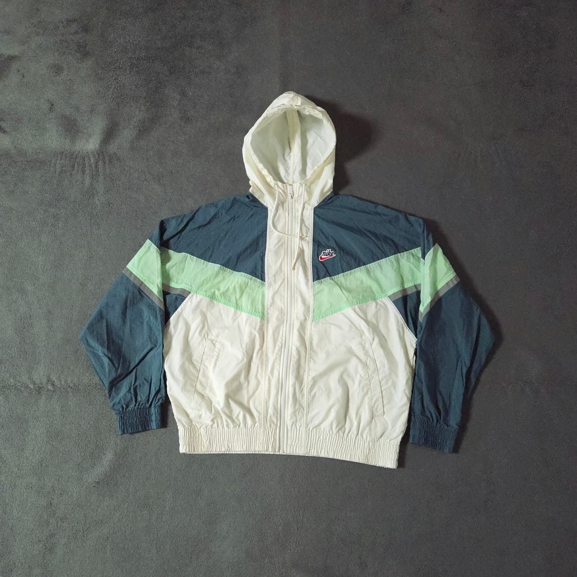나이키 헤리티지 바람막이 자켓 L 상품이미지2