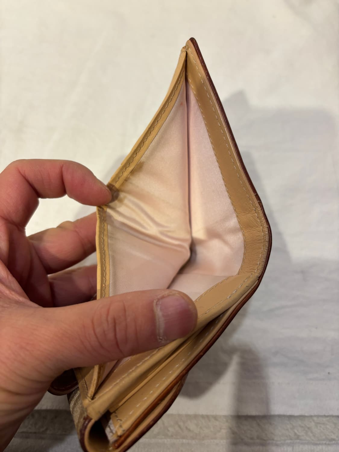 디올 오블리크 로맨틱 하트 반지갑 상품이미지9