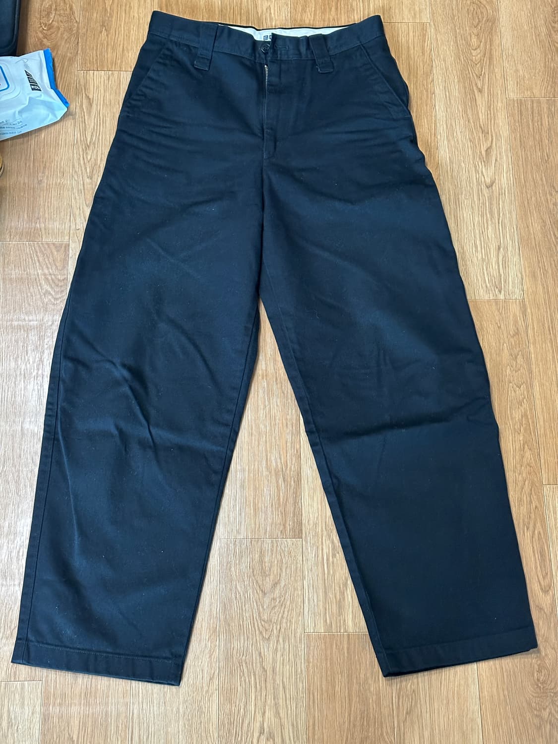 (73) 유니클로u 24fw 와이드핏 치노 블랙 상품이미지1