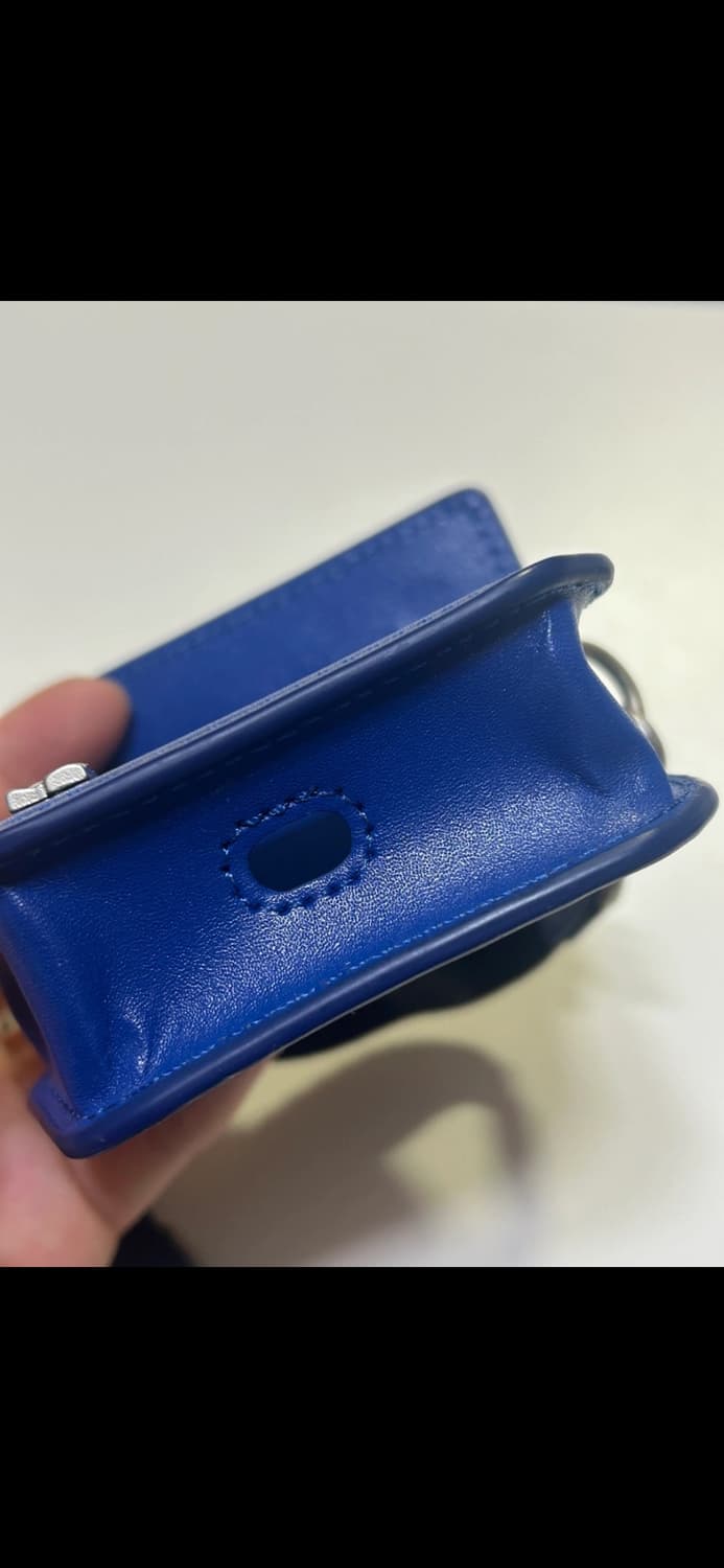 아더에러 프라토 에어팟 파우치 z블루 상품이미지4