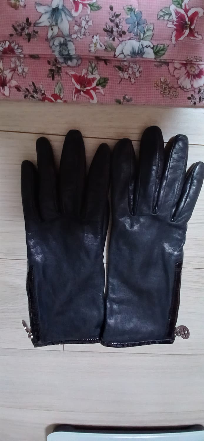 토리버치 여성가죽장갑  상품이미지2