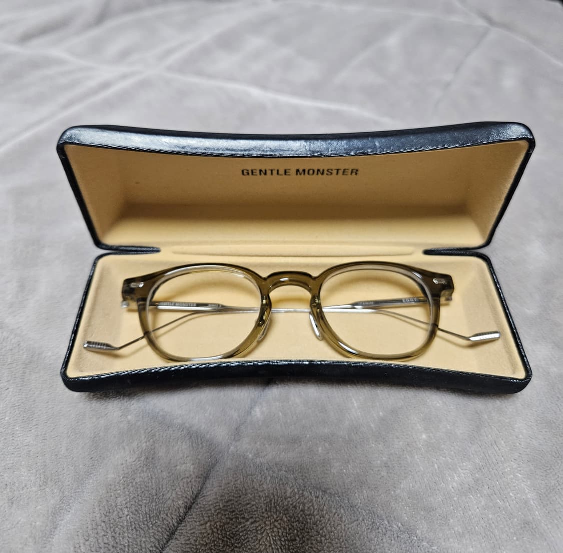 젠틀몬스터 에디01 카키(브라운) 45사이즈 상품이미지3