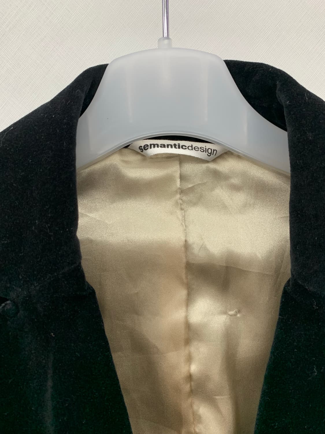 세멘틱디자인 벨벳 버튼 자켓 상품이미지6