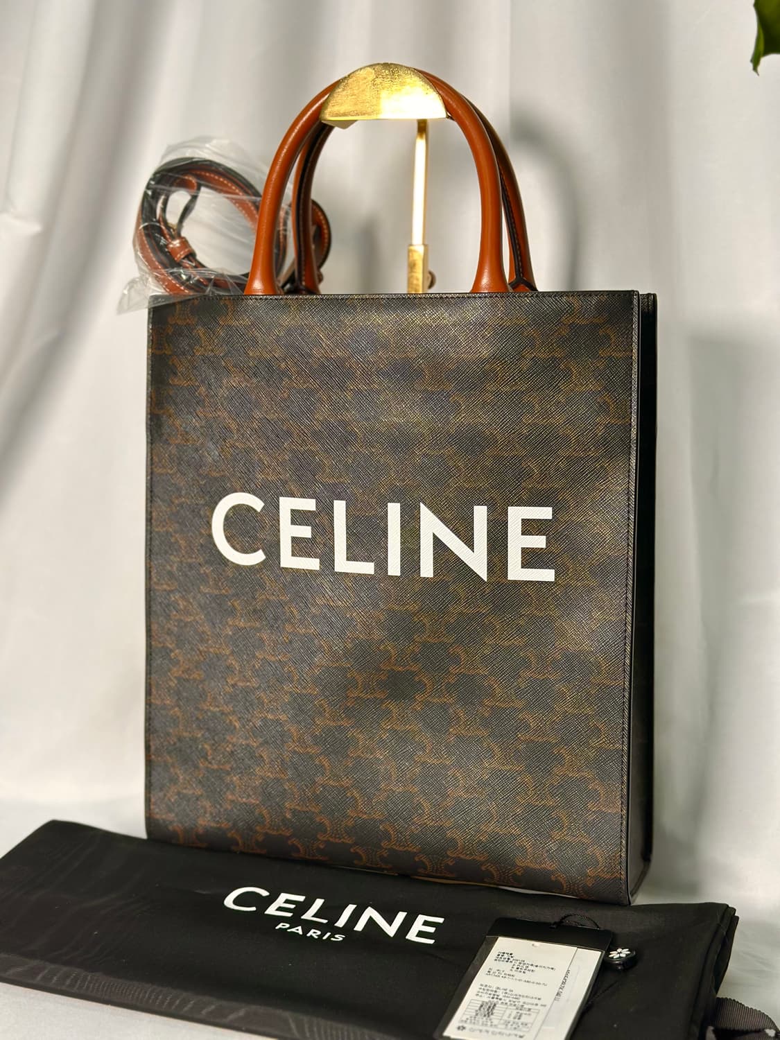 셀린느 트리옹프 카바스백 스몰 상품이미지2