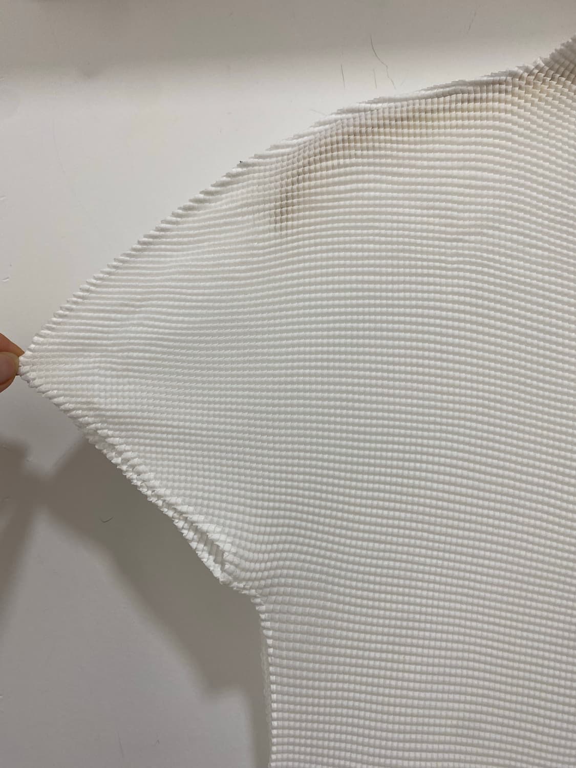 Issey Miyake me 화이트 플리츠T 상품이미지3