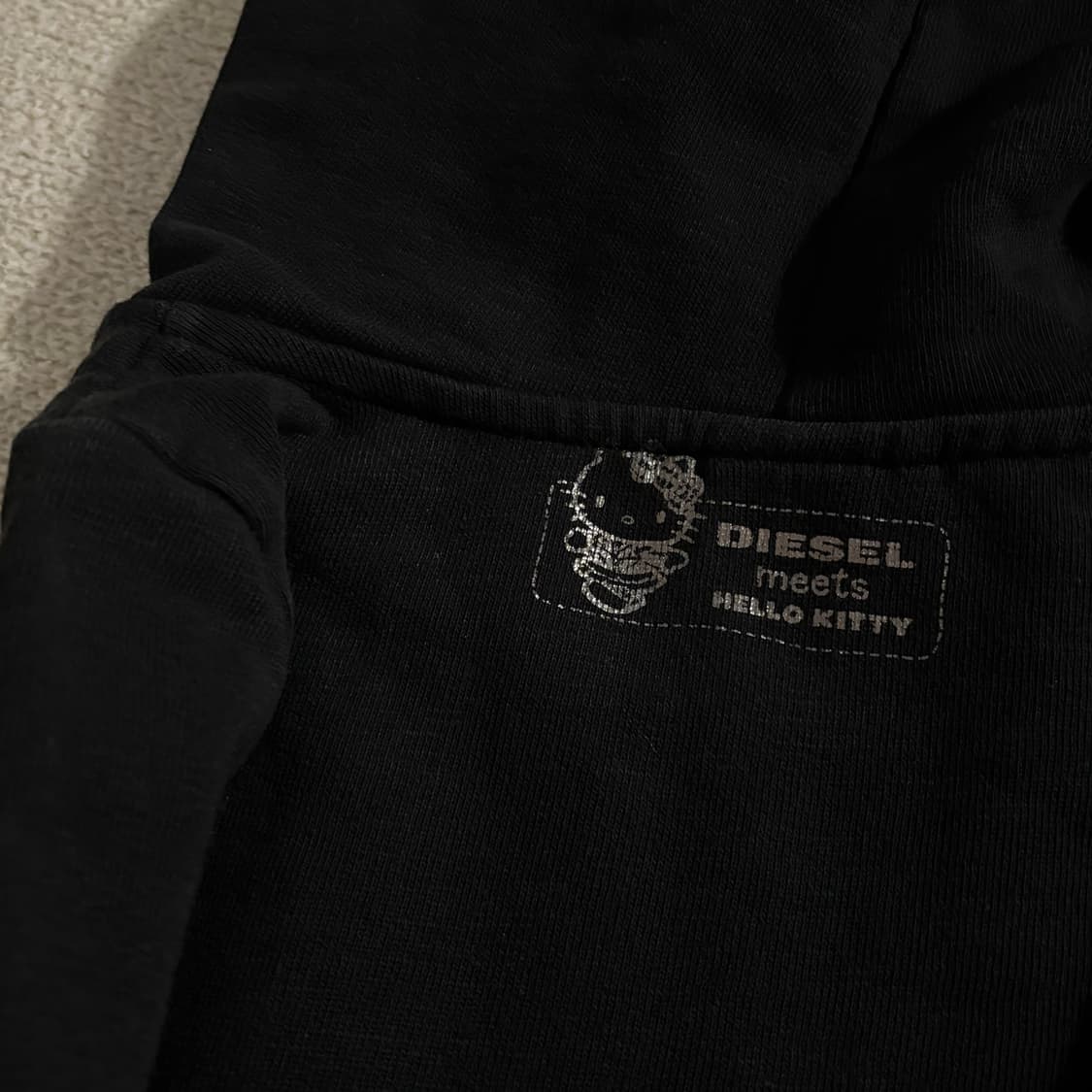 [아동복] 디젤 헬로키티 블랙 후드 원피스 상품이미지5
