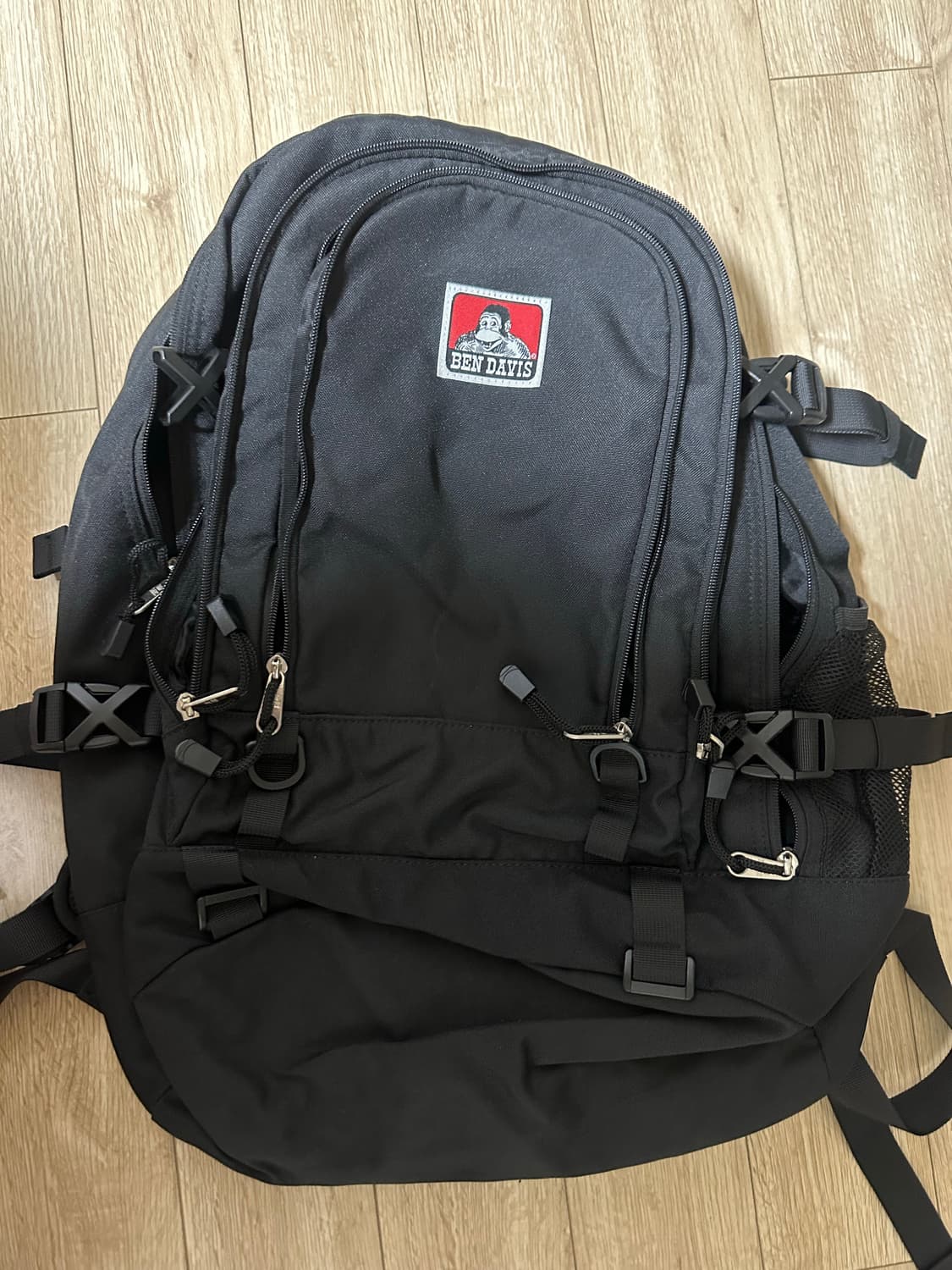 벤데이비스 40L 백팩 팝니다 상품이미지2