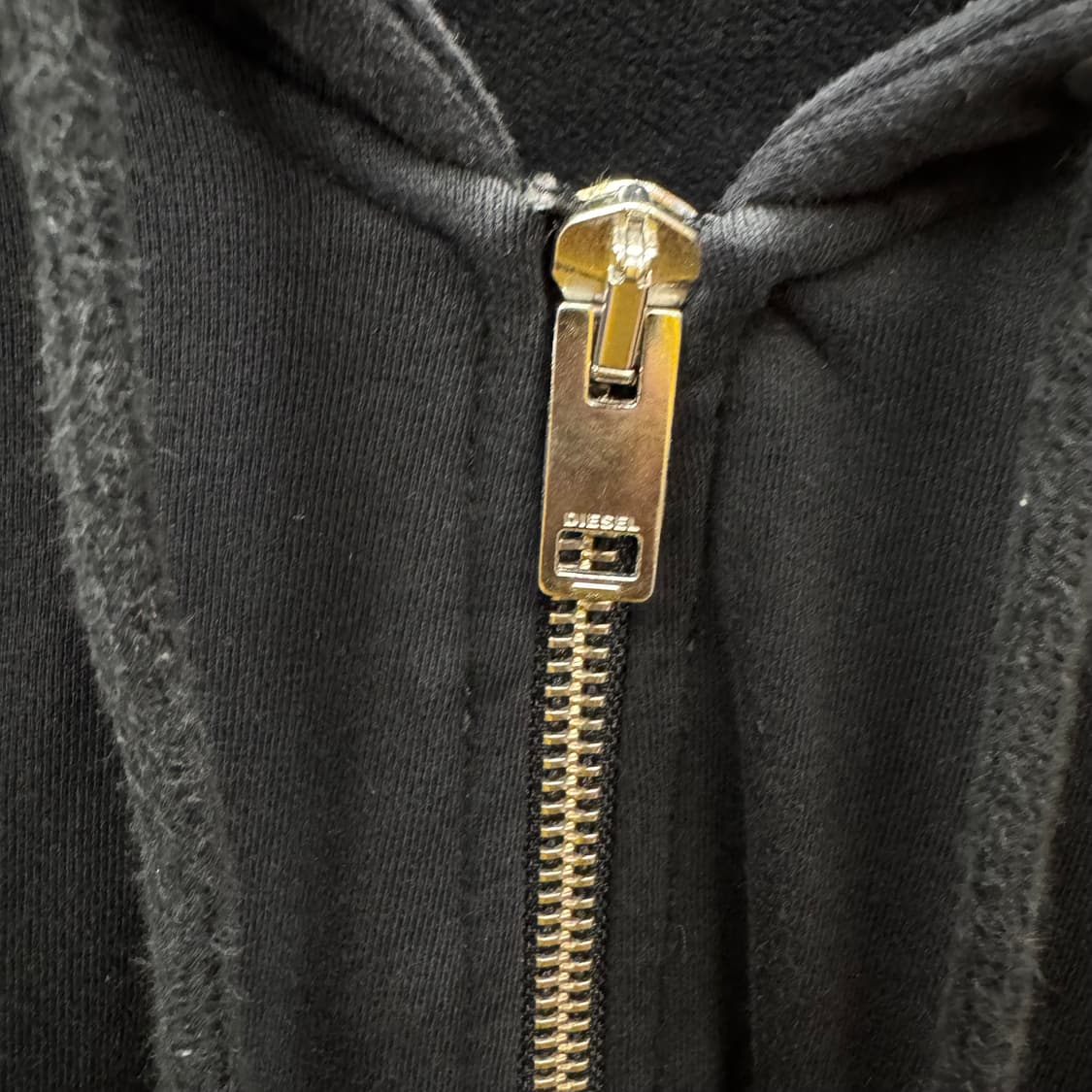 2019S/S 디젤 후드 집업 후면 스타 빅로고 포인트 블랙 상품이미지6