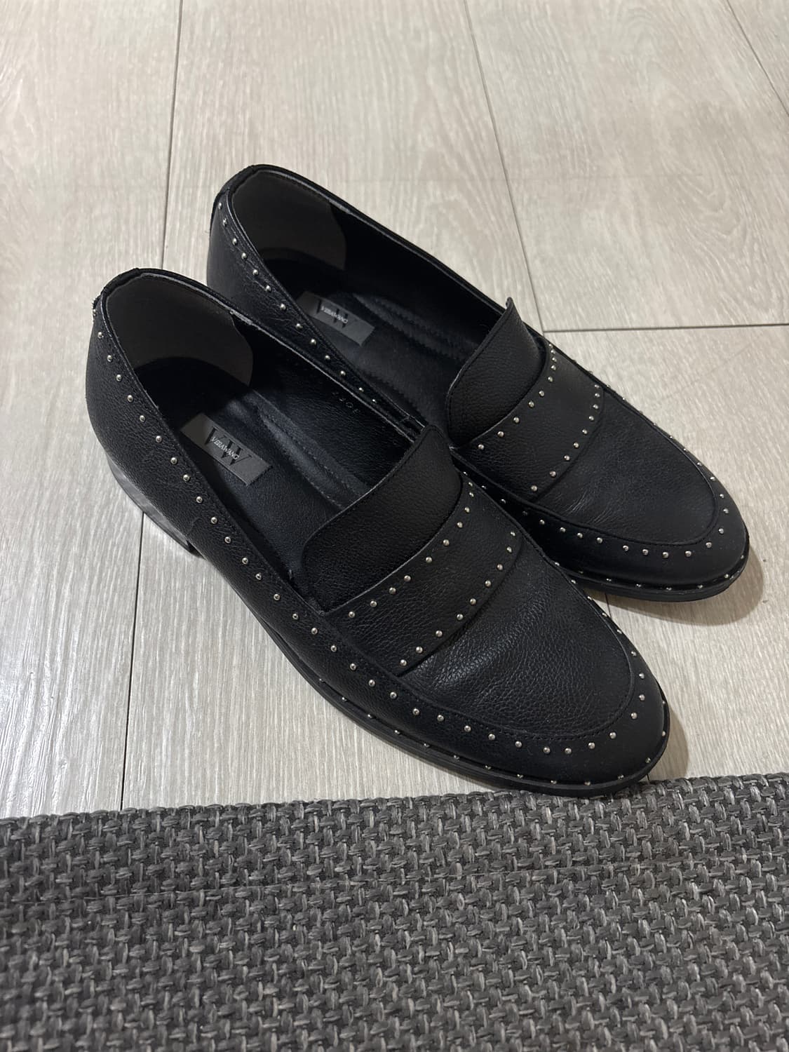 베라왕 stud loafer 상품이미지3